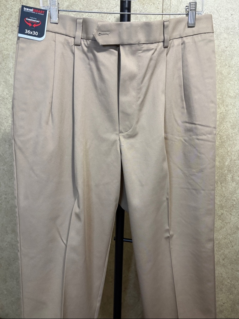 Roundtree & York NWT Classic fit pants